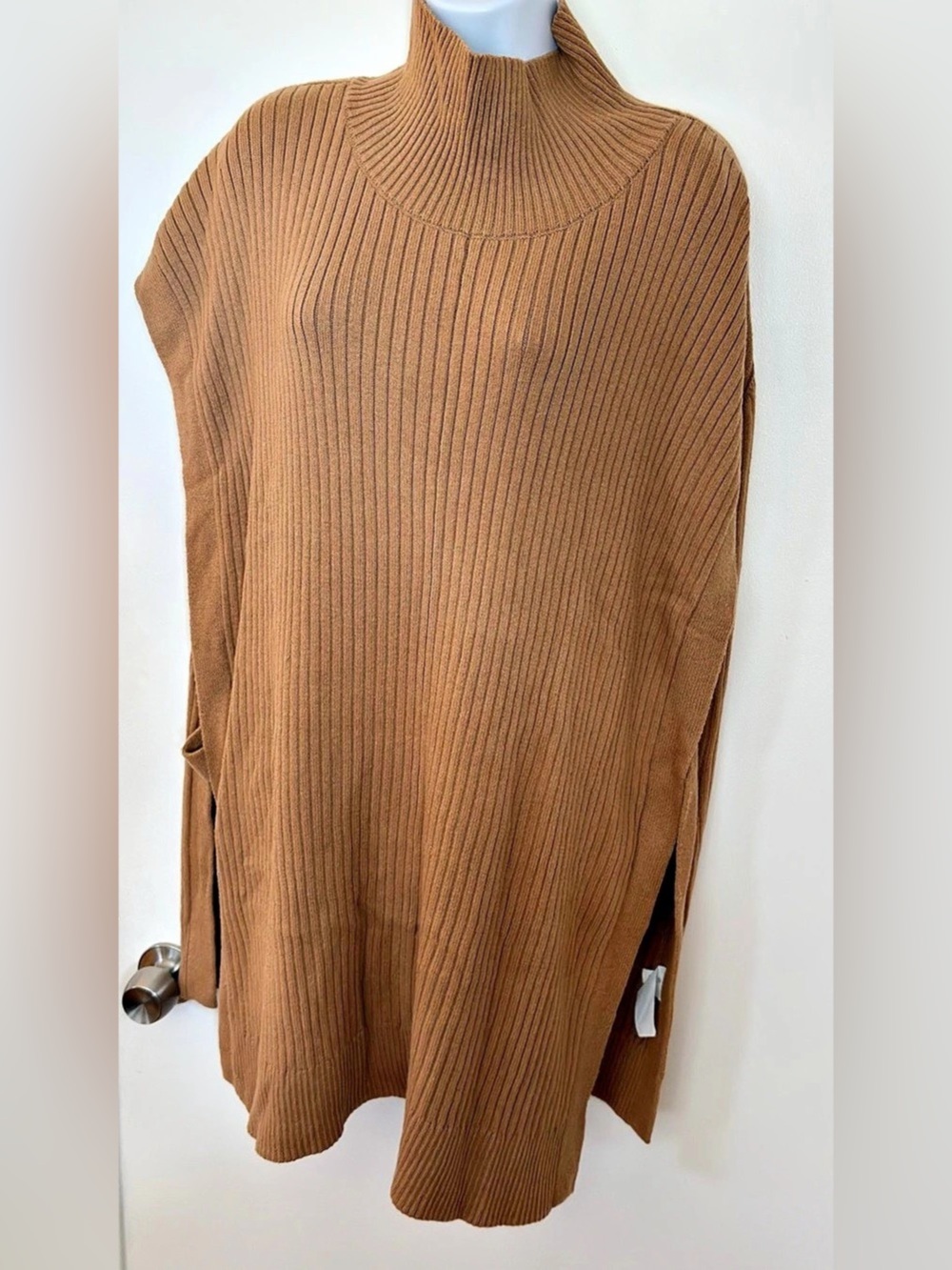 Banana Republic Ribbed Turtleneck Sweater in Brown Size Medium